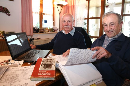 Bei den Recherchen: Max Geist (rechts) und Johannes Vetter